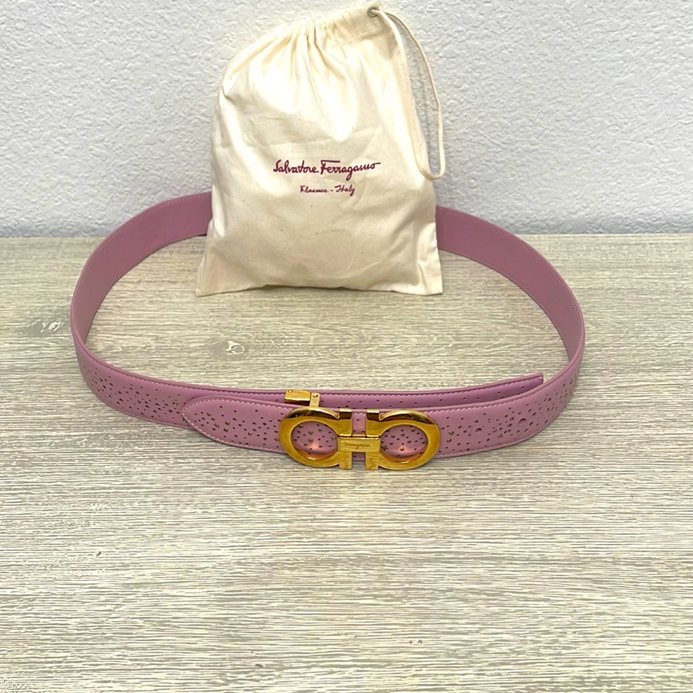 💯 Salvatore Ferragamo Belt/ Dust Bag